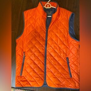 Men’s Vineyard Vines orange vest size large
